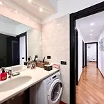Dock Of The Bay, Apartamento