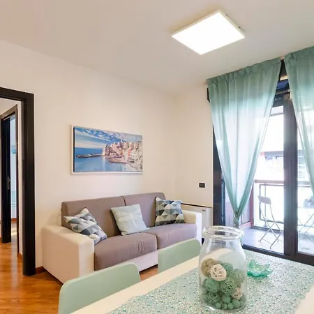Apartment Dock Of The Bay Genova: Waterfront With Porto Antico Views Genoa