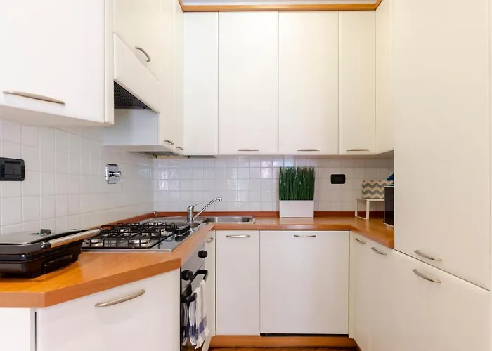 Dock Of The Bay, جنوة